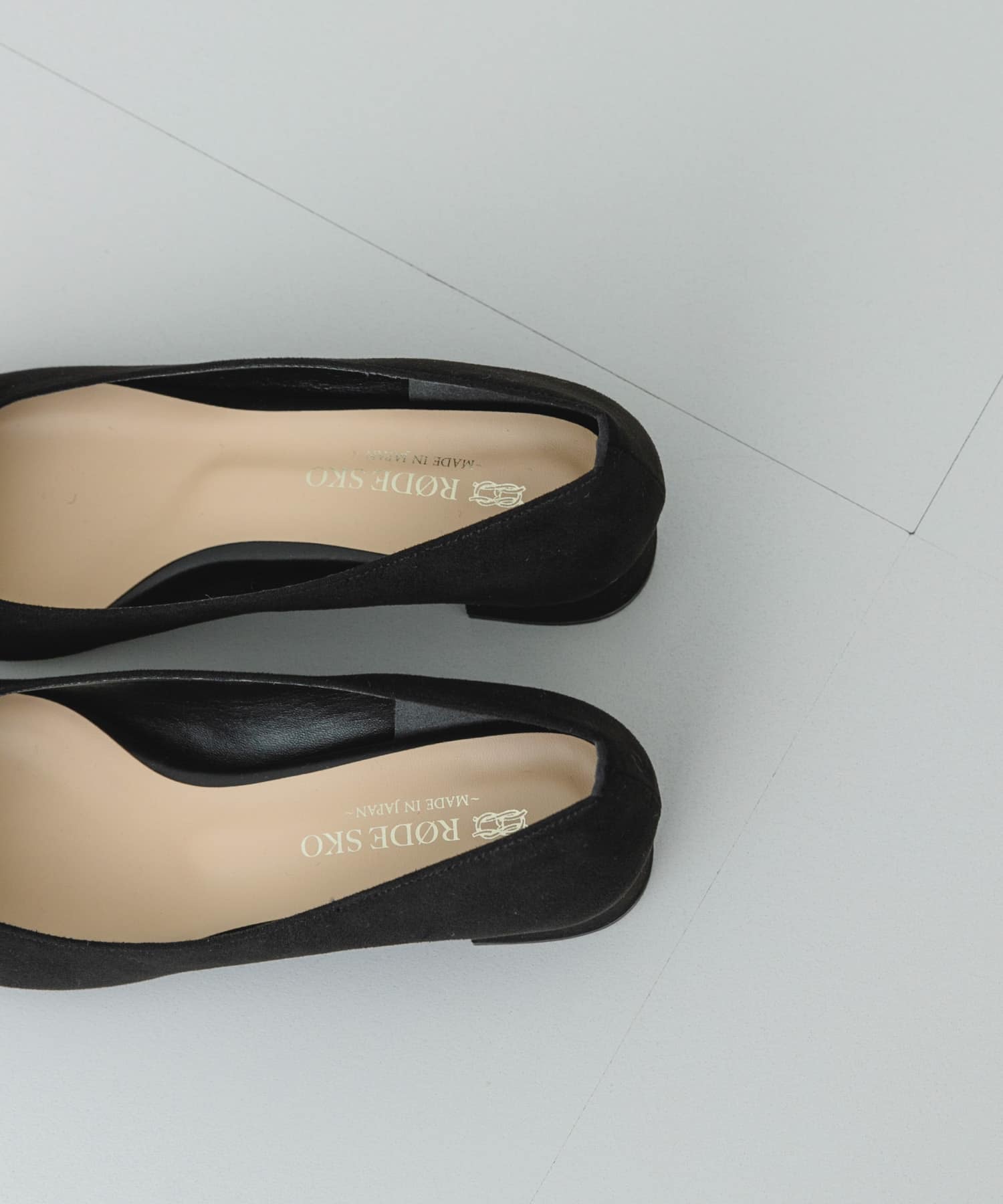 『MADE IN JAPAN』リボンパンプス BLACK 37