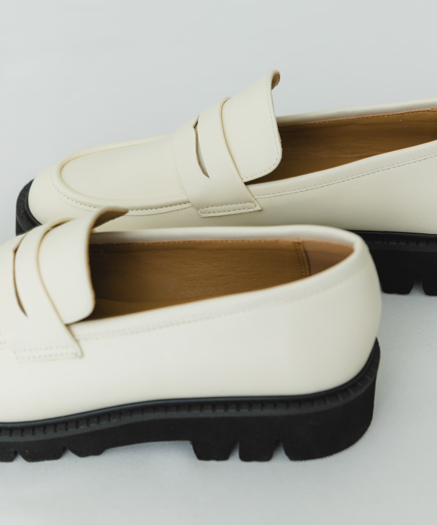 プラットフォームローファー OFF 38