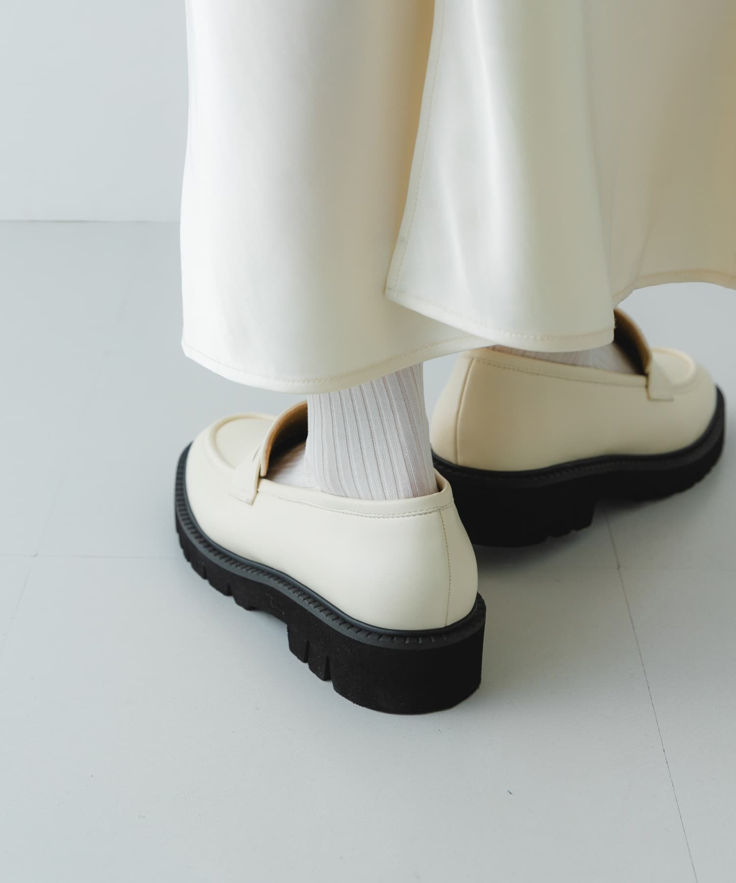 プラットフォームローファー OFF 38