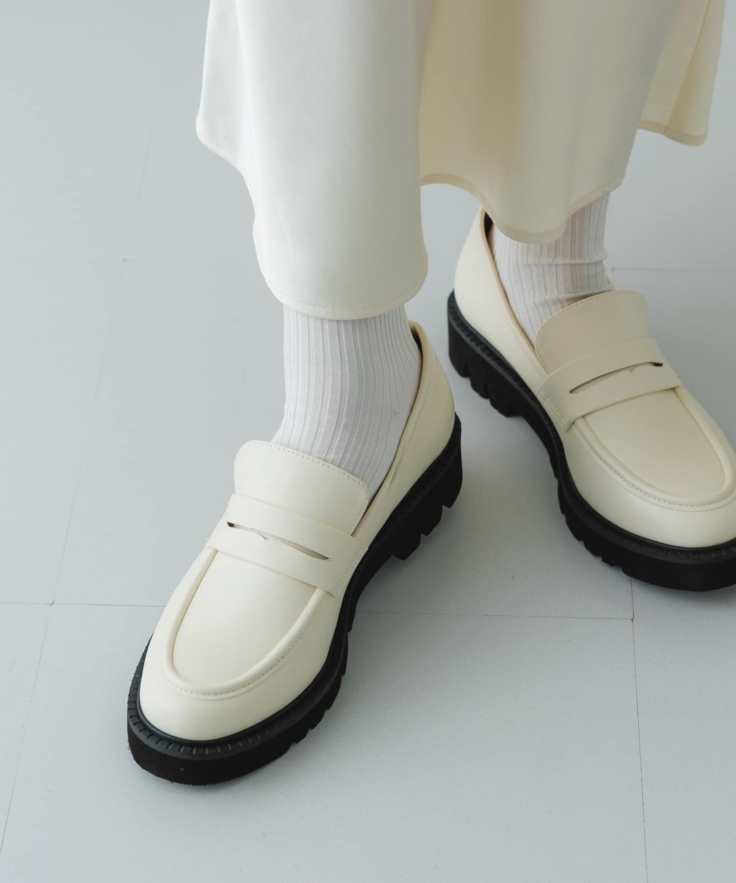 プラットフォームローファー OFF 36