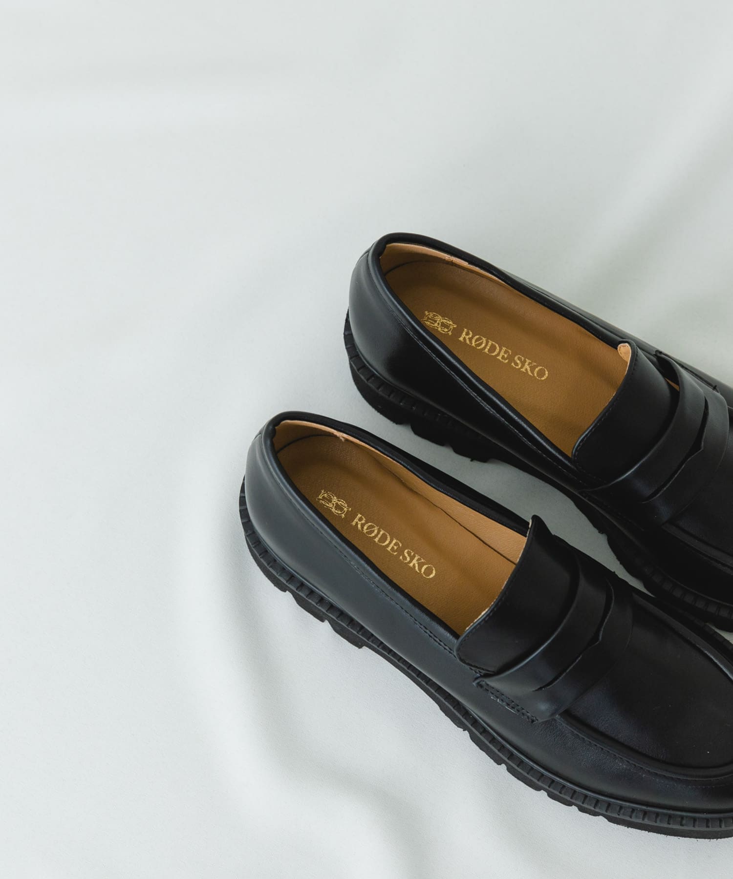 プラットフォームローファー BLACK 36