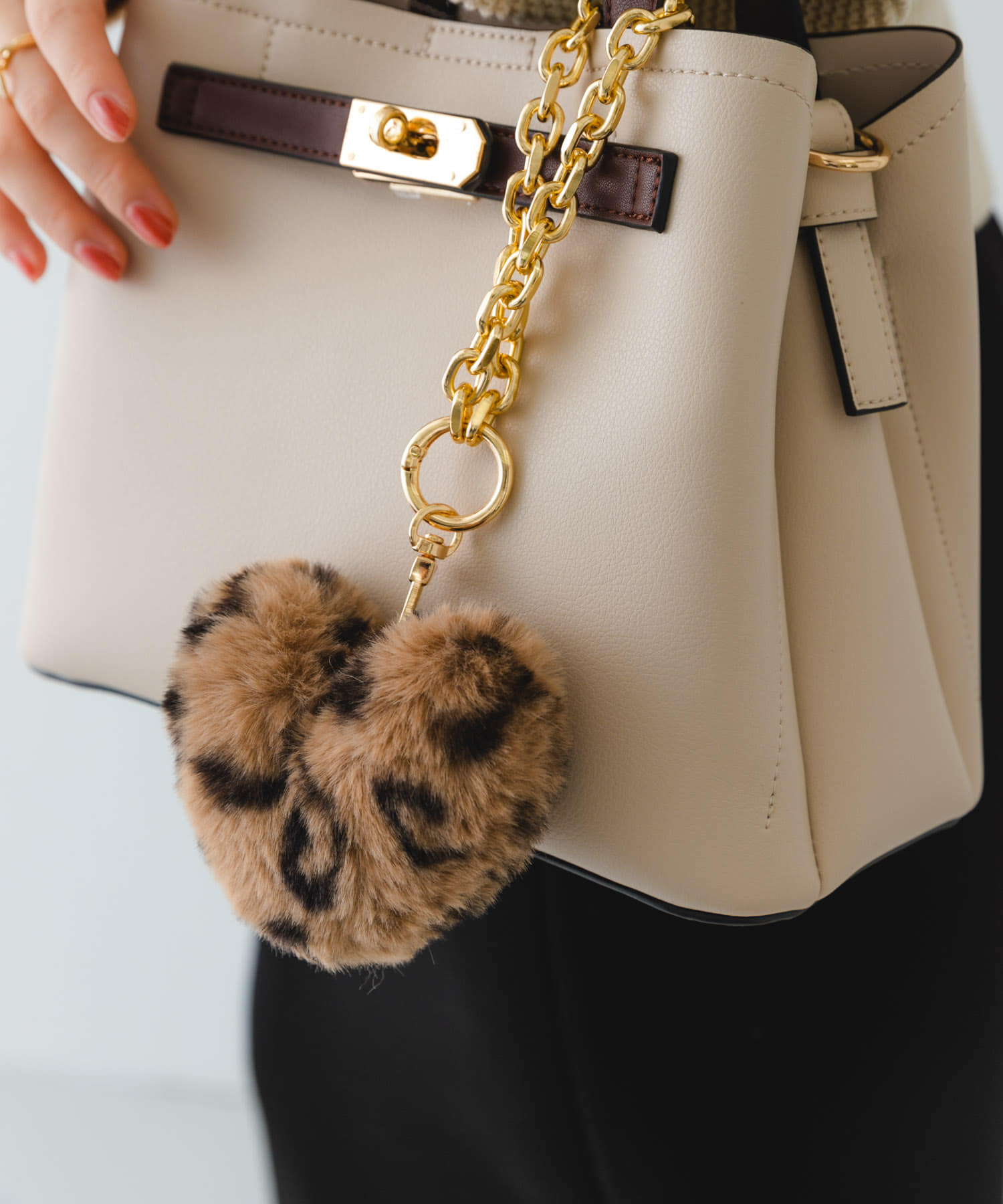 フラッフィハートチャーム LEO one
