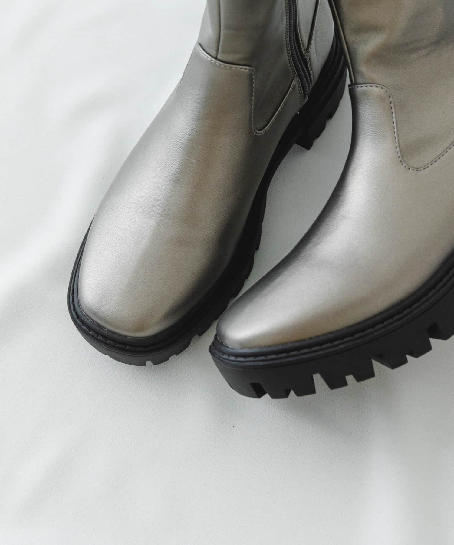 GUN METAL