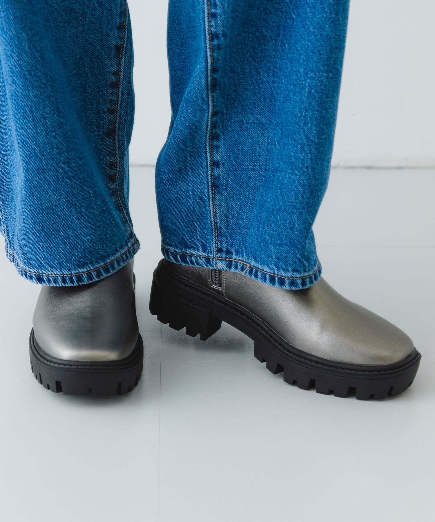 GUN METAL
