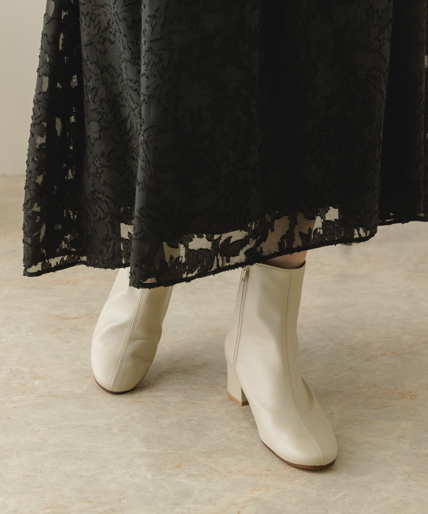 『MADE IN JAPAN』EMELINA プレーンブーツ IVORY 36