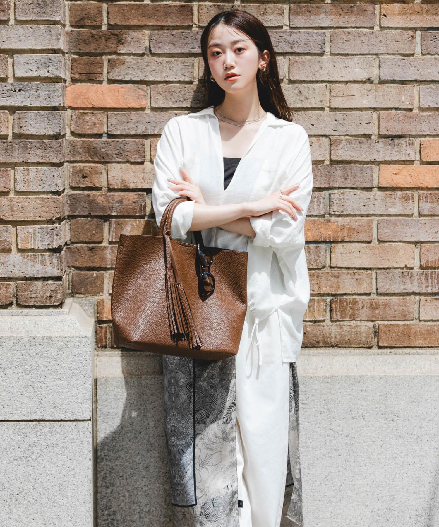 『Mサイズ』タッセル軽量2WAYシンプルトートバッグ CHOCO one