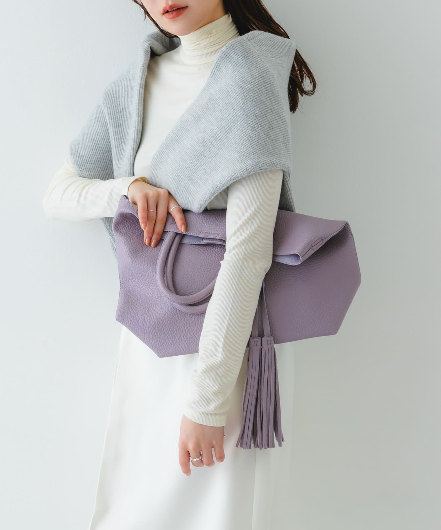 『Mサイズ』タッセル軽量2WAYシンプルトートバッグ LILAC one