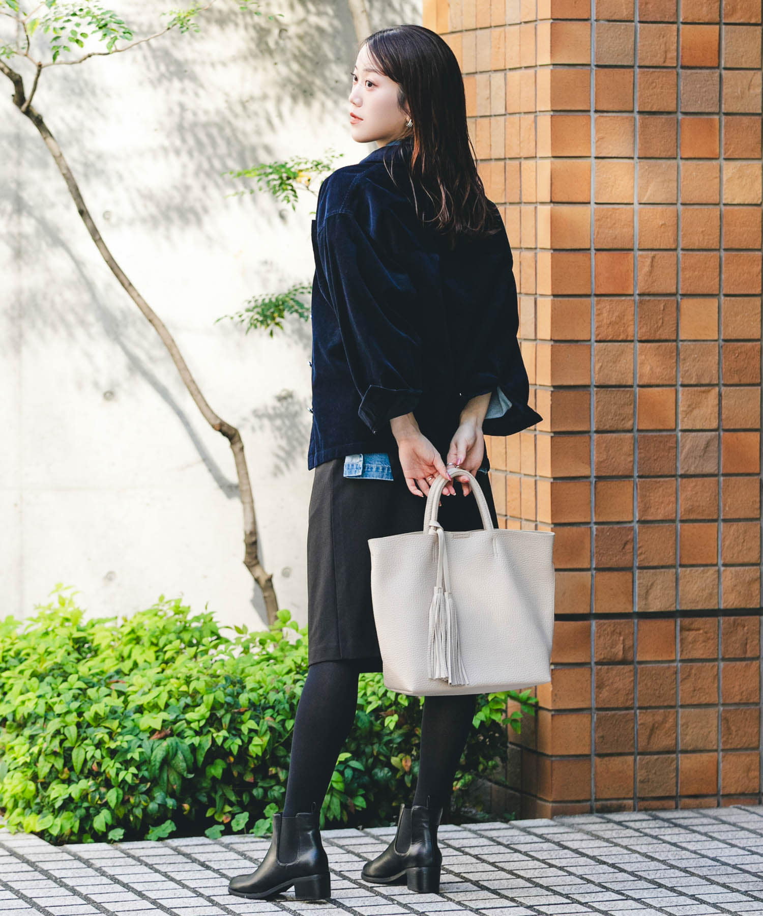 タッセル軽量2WAYシンプルトートバッグ ECRU one