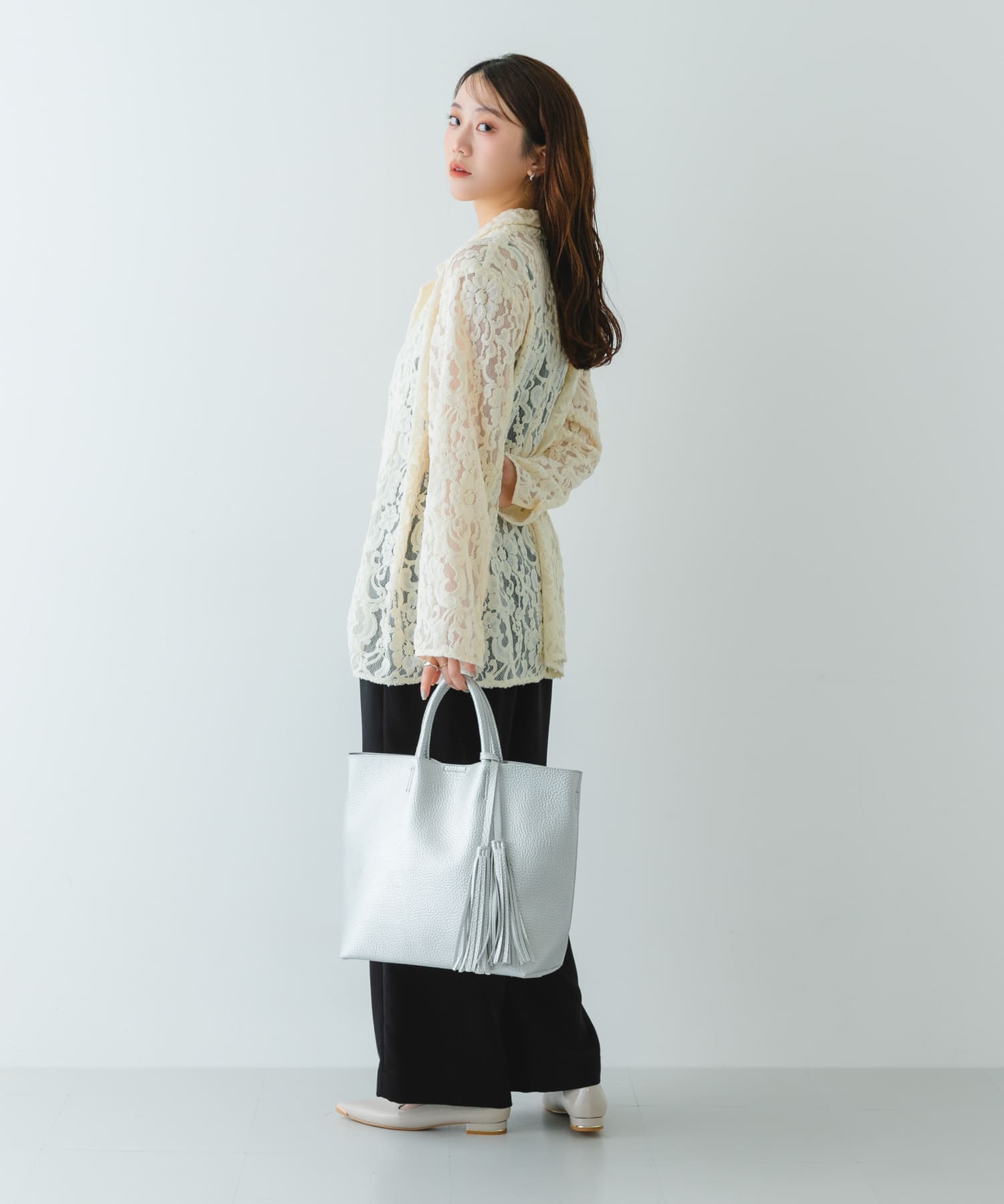 タッセル軽量2WAYシンプルトートバッグ SILVER one