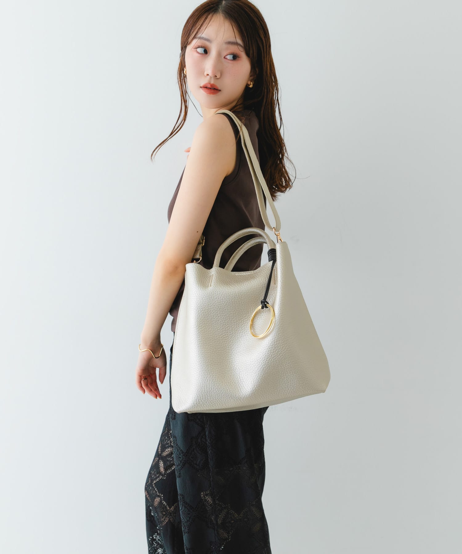 タッセル軽量2WAYシンプルトートバッグ GOLD one