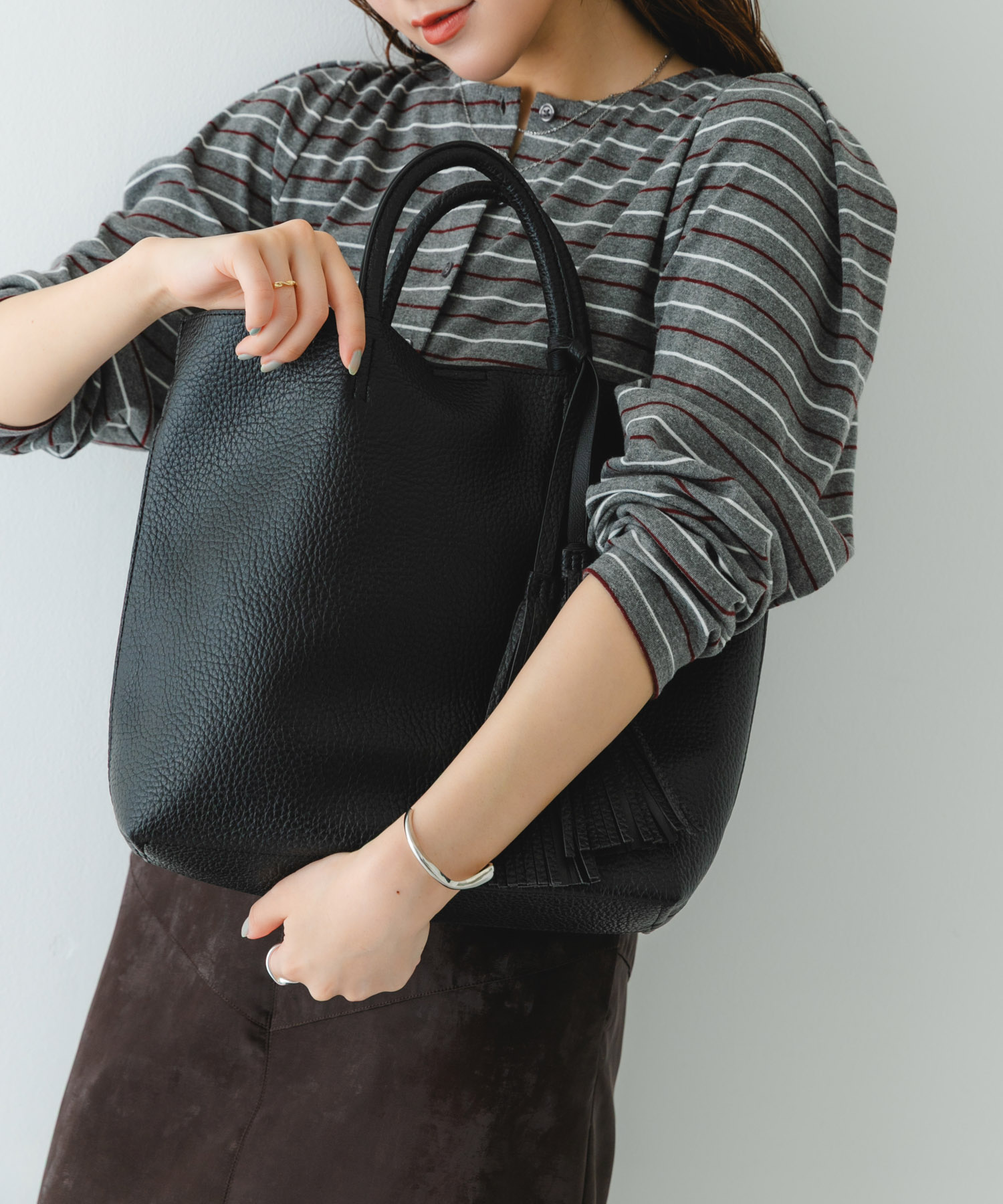 タッセル軽量2WAYシンプルトートバッグ BLACK one