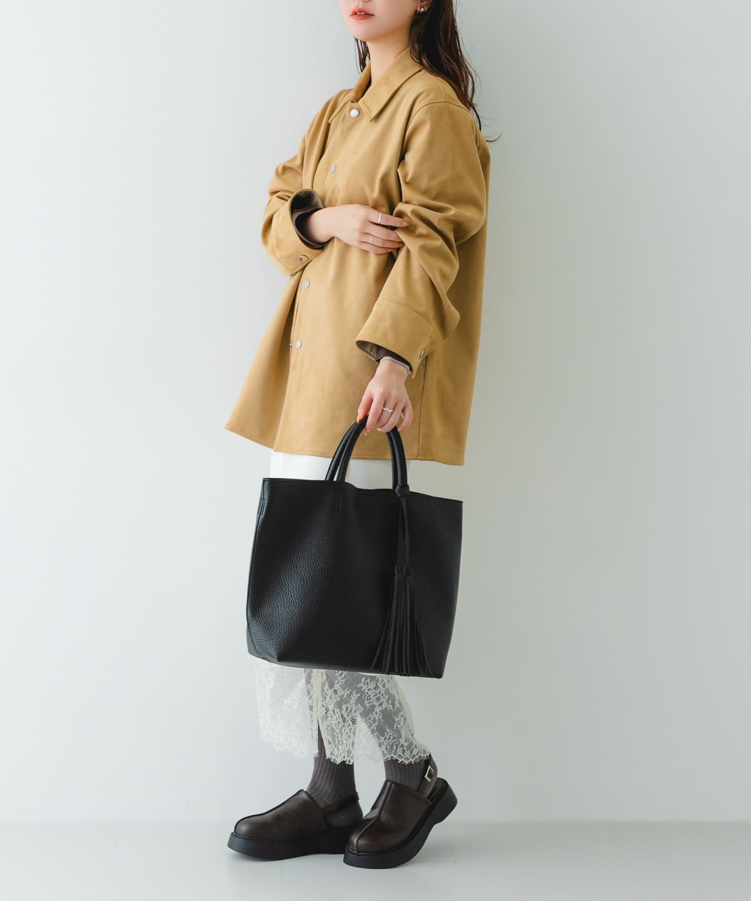 『Mサイズ』タッセル軽量2WAYシンプルトートバッグ BLACK one