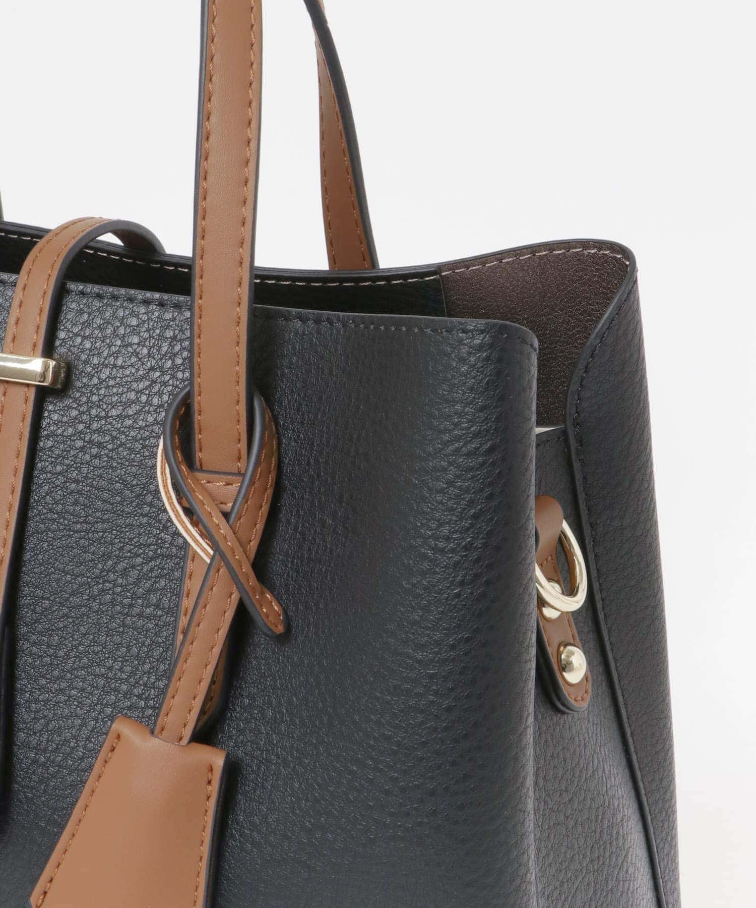 チャーム付ミドルバッグ『Msize』 BLKxCML one