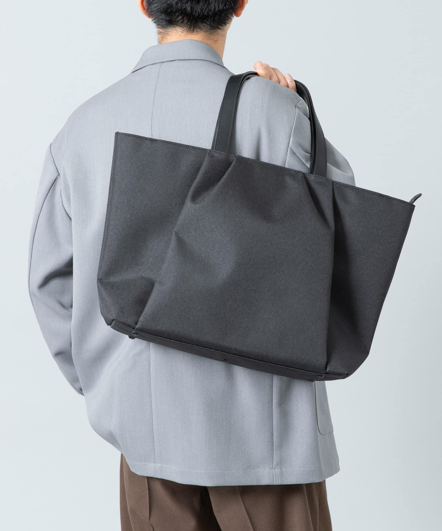 撥水タックトートバッグ BLACK one