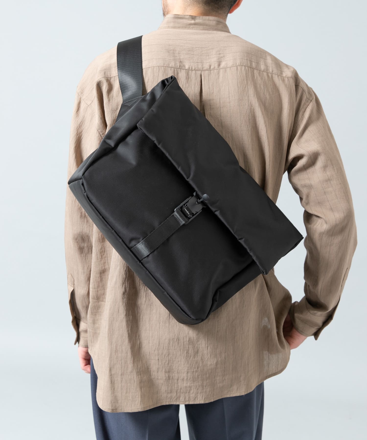 撥水フィドロックショルダーバッグ BLACK one