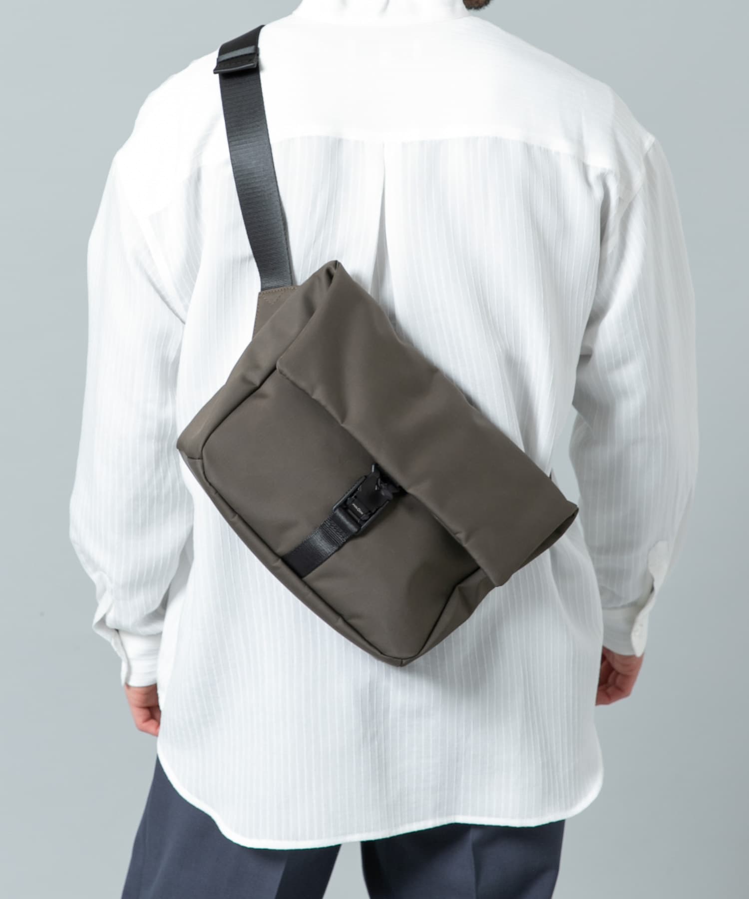 撥水フィドロックミニショルダーバッグ KHAKI one