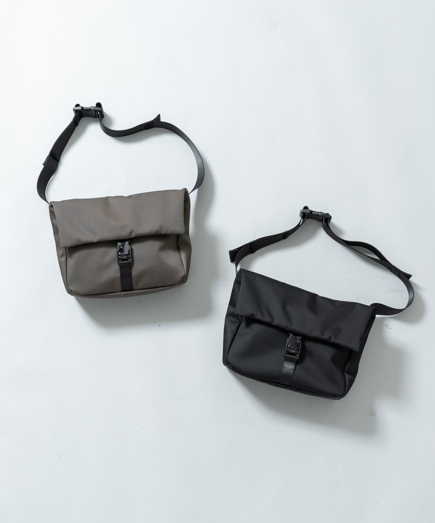 撥水フィドロックミニショルダーバッグ KHAKI one
