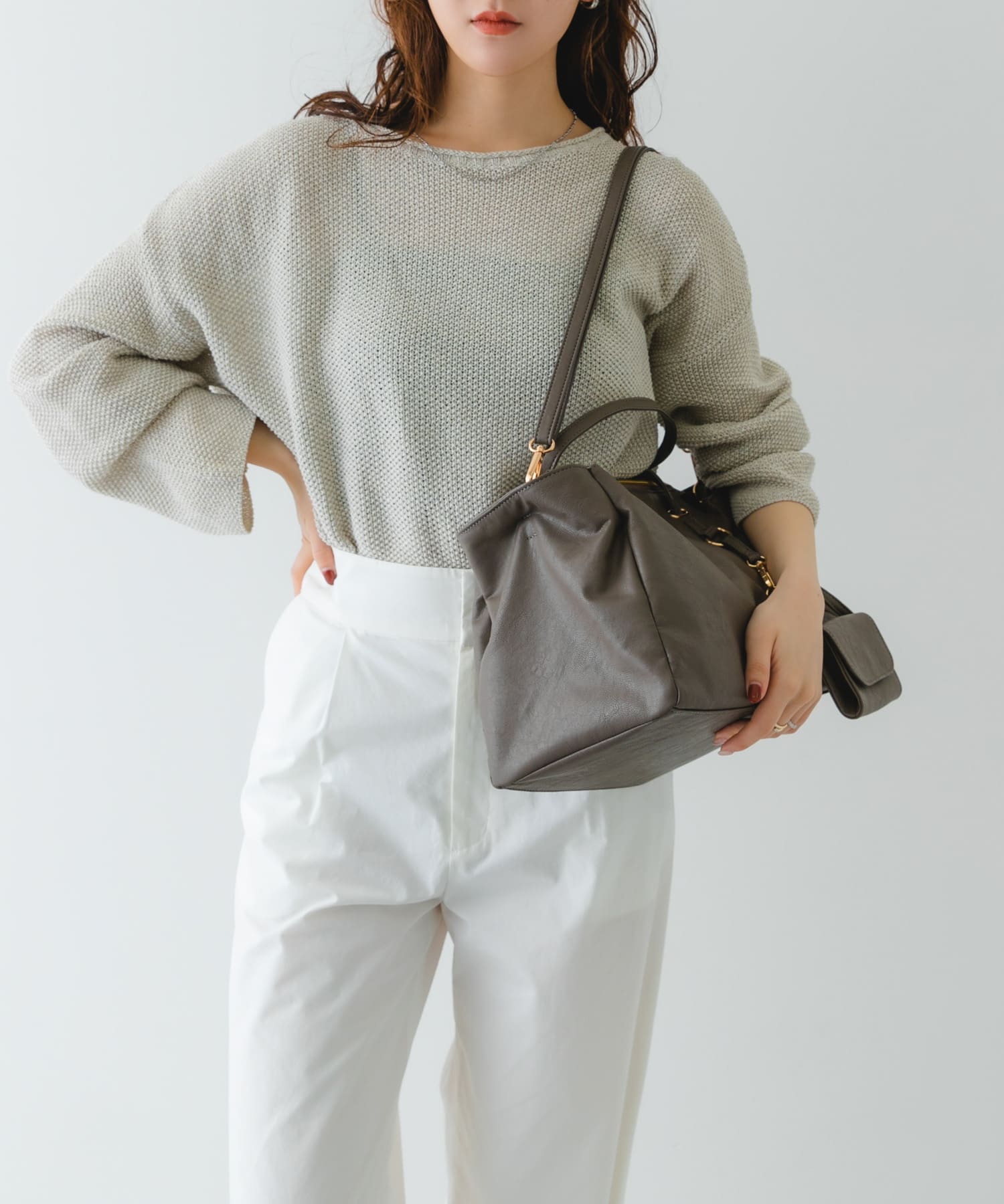 ウォッシャブルボストンバッグ GRAYSH one