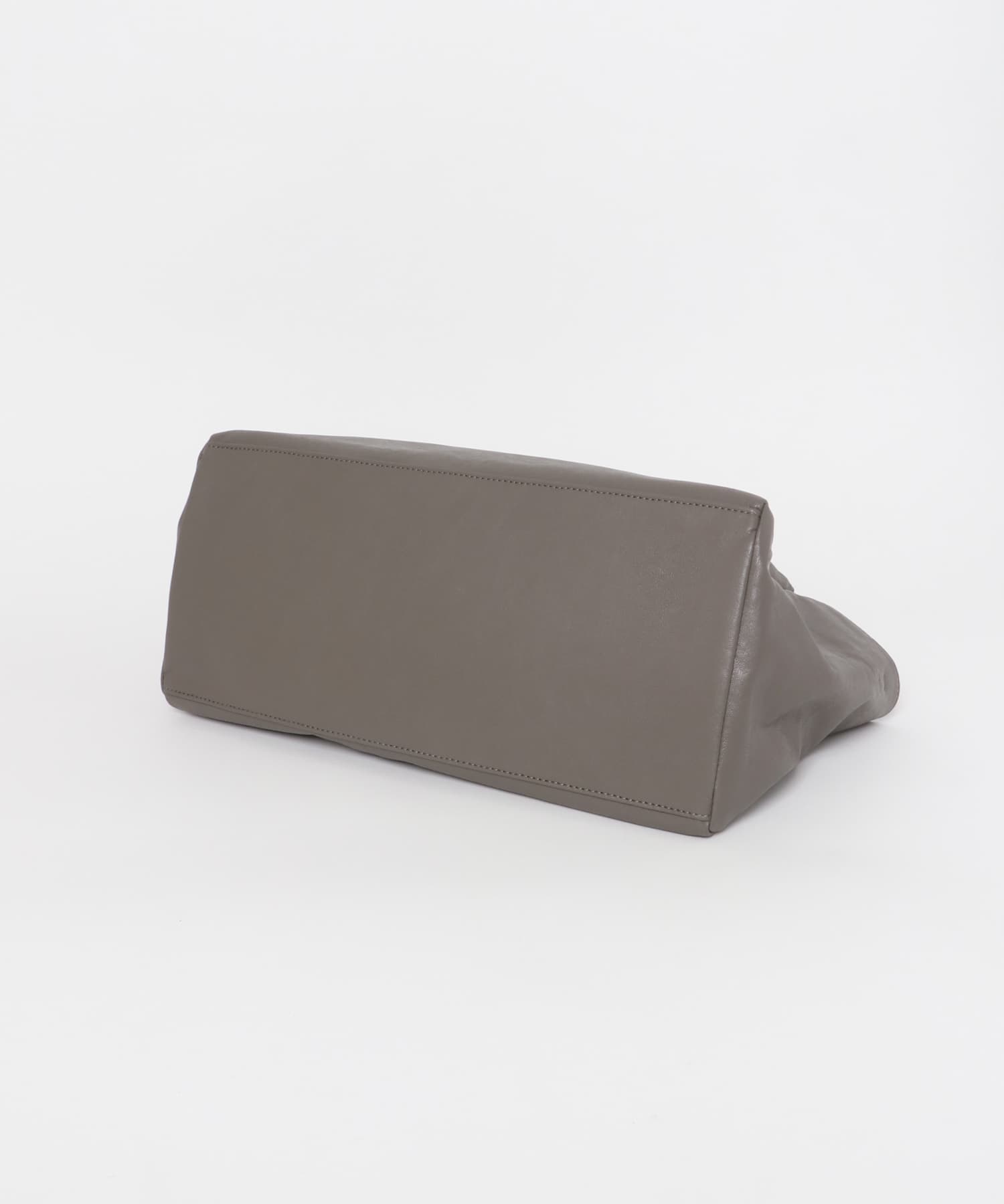 ウォッシャブルボストンバッグ GRAYSH one