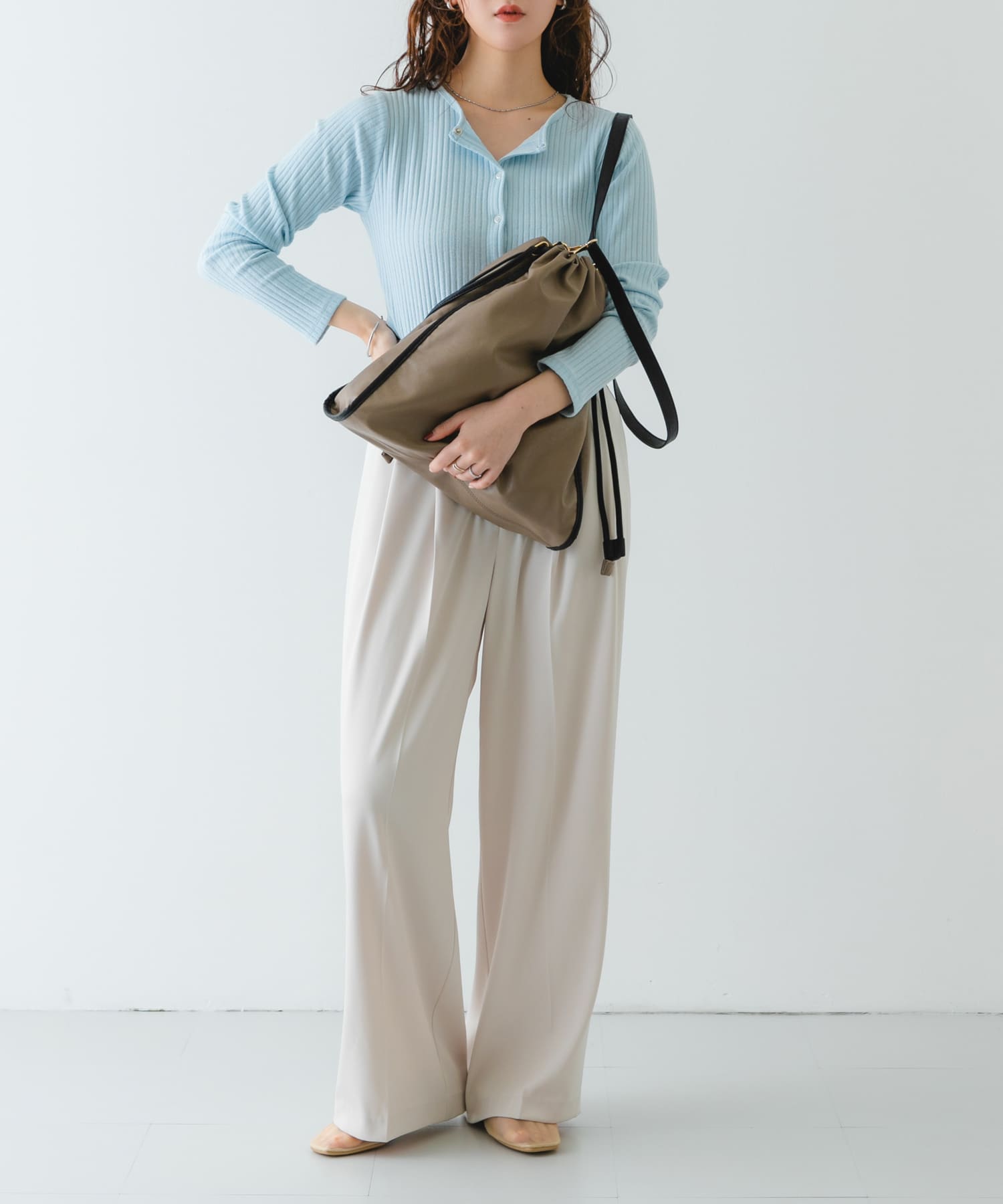 DARK BEIGE