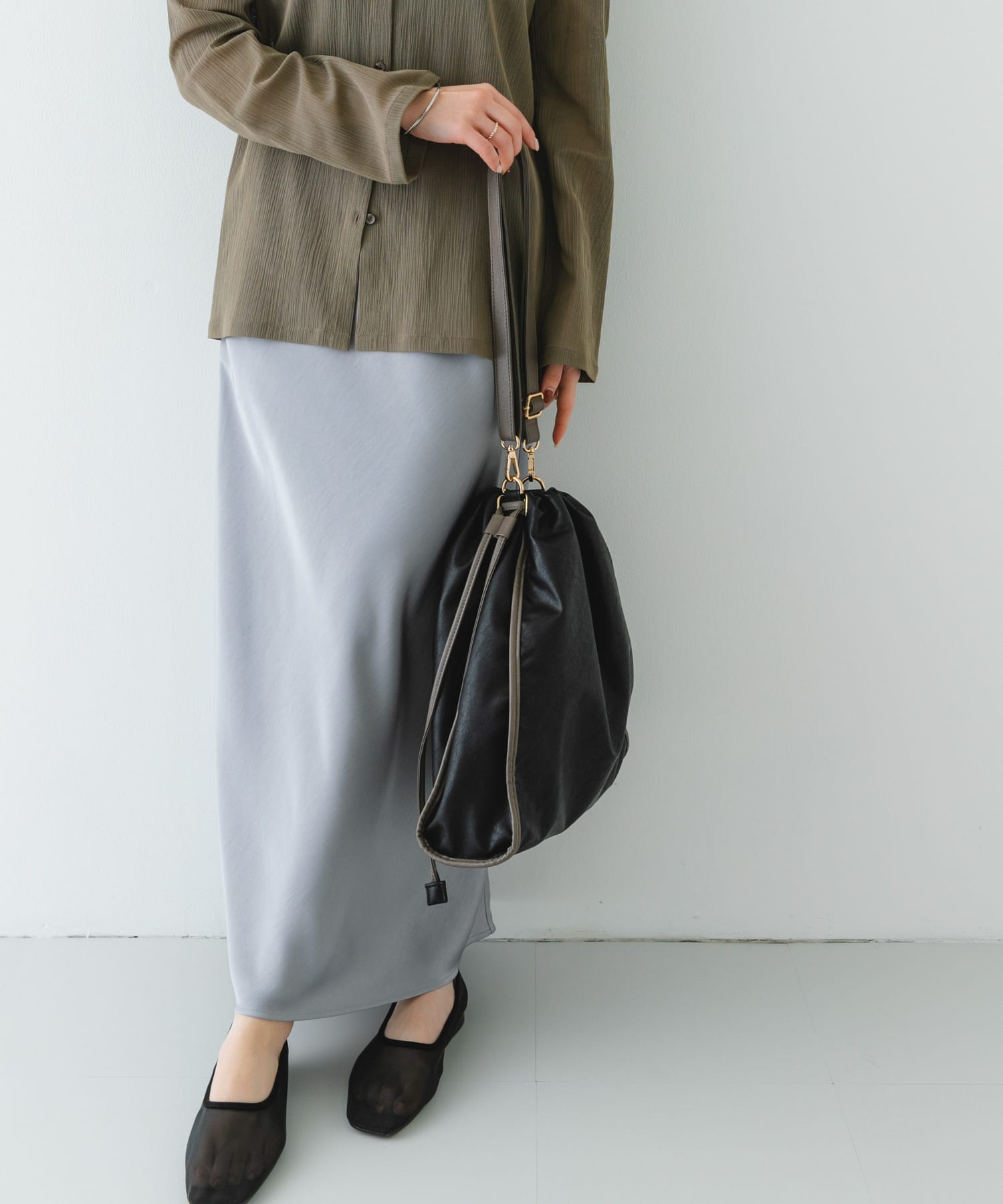 ウォッシャブルドロストショルダーバッグ BLACK one