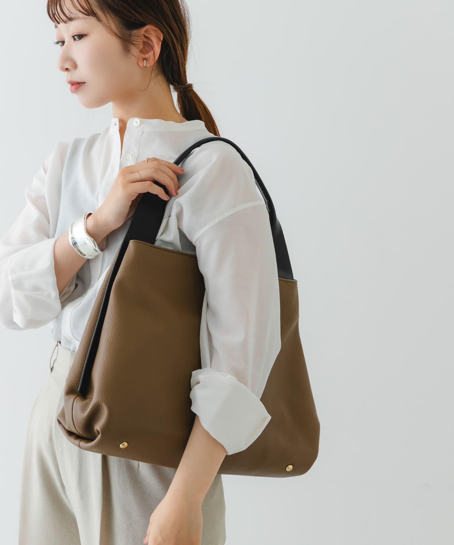 ワンハンドルサンカクトートバッグ MOCHA one