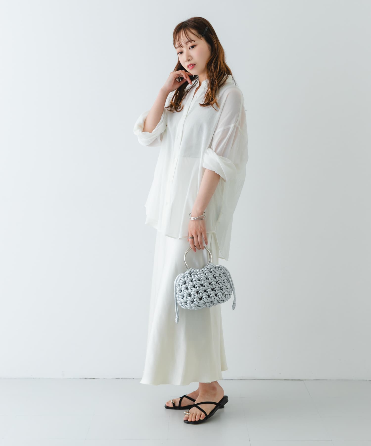 編み込みリングバッグ SILVER one