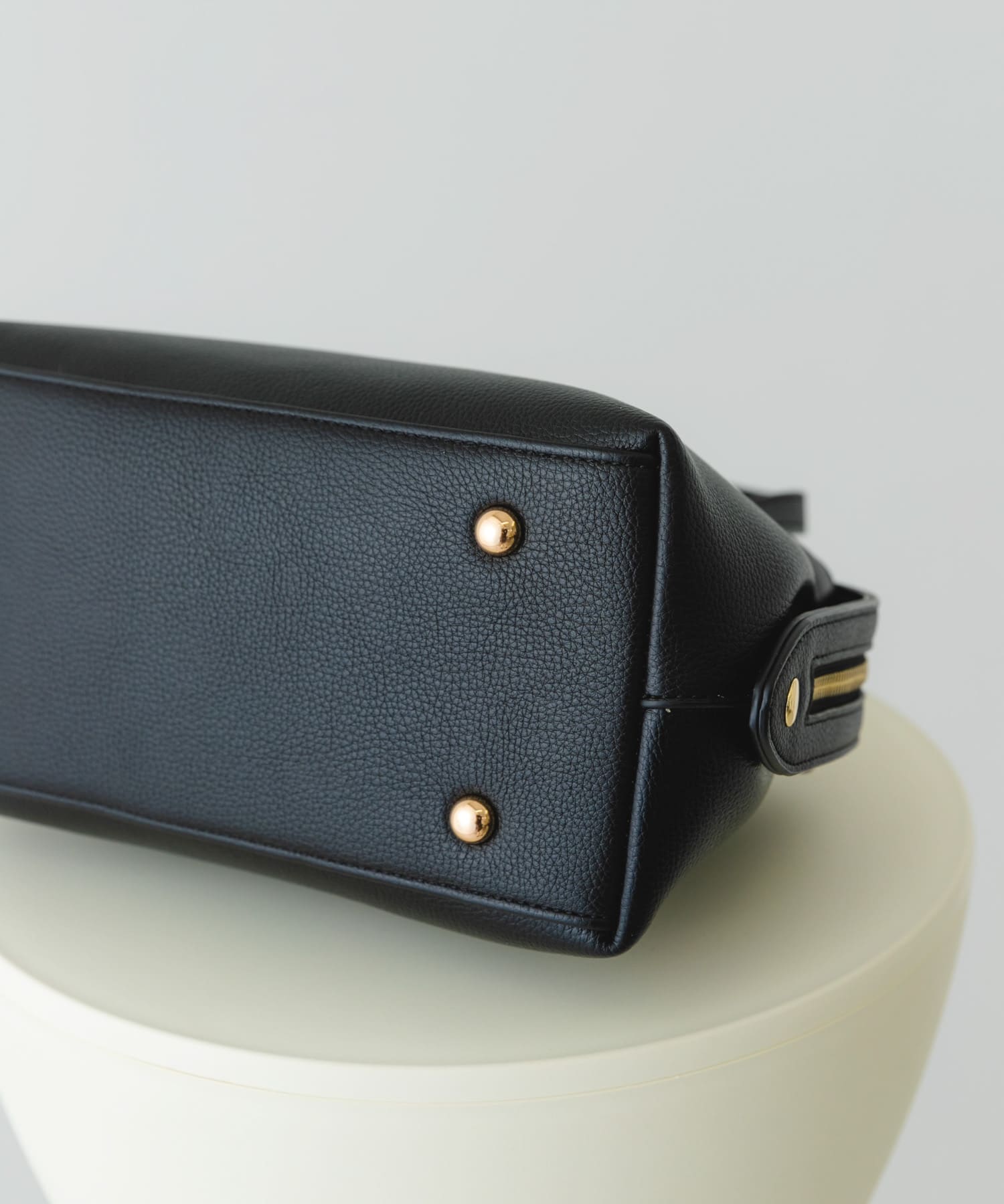 プチラウンドファスナートートバッグ BLACK one