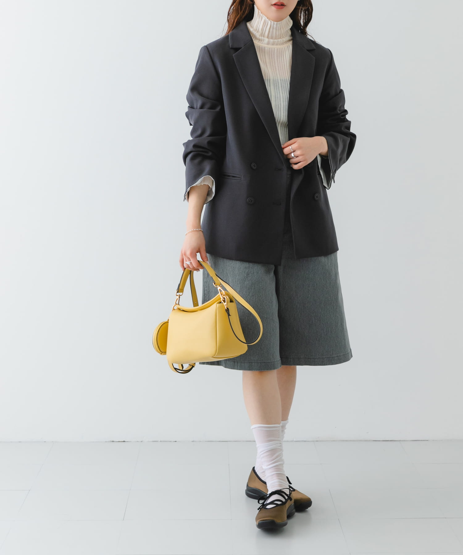 サークルポーチ付ショルダーバッグ YELLOW one