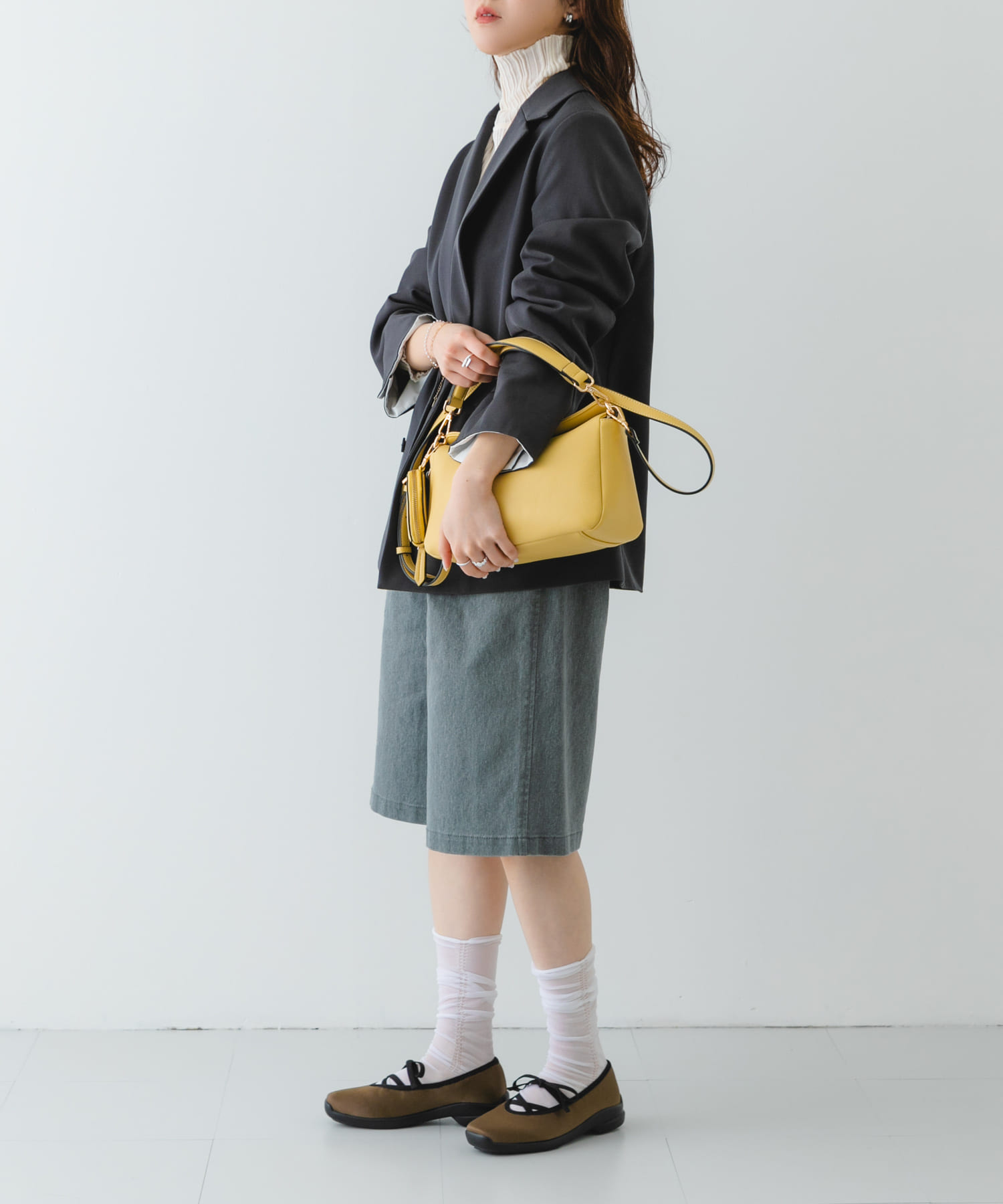 サークルポーチ付ショルダーバッグ YELLOW one