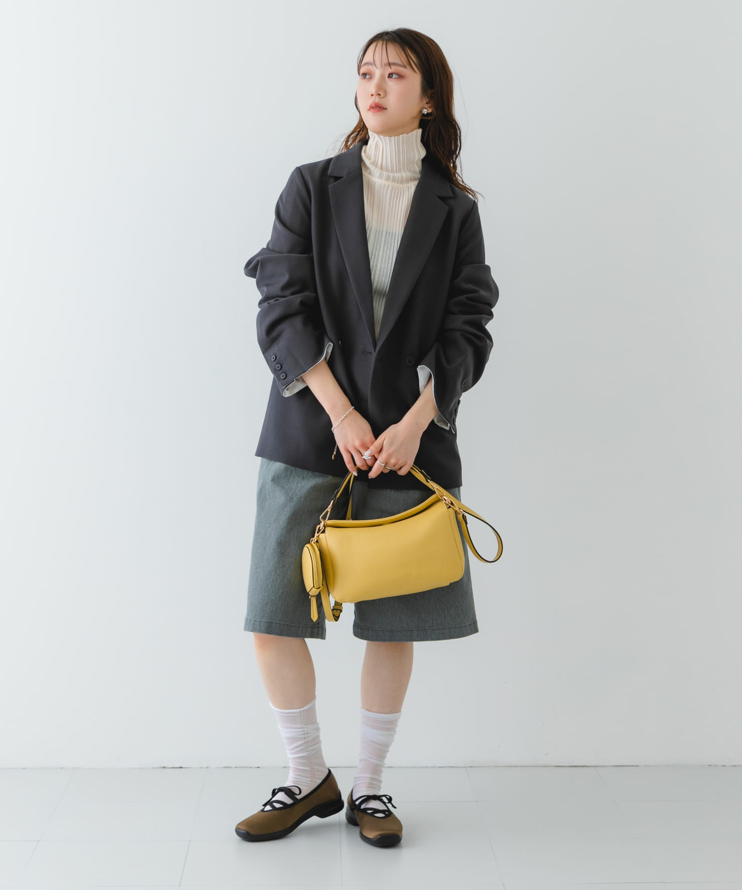 サークルポーチ付ショルダーバッグ YELLOW one