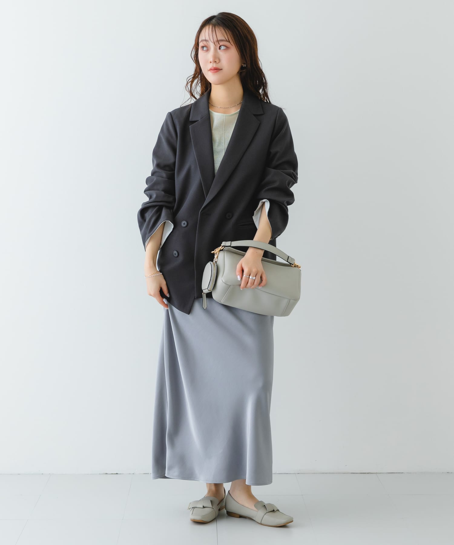 サークルポーチ付ショルダーバッグ LIGHT GRAY one
