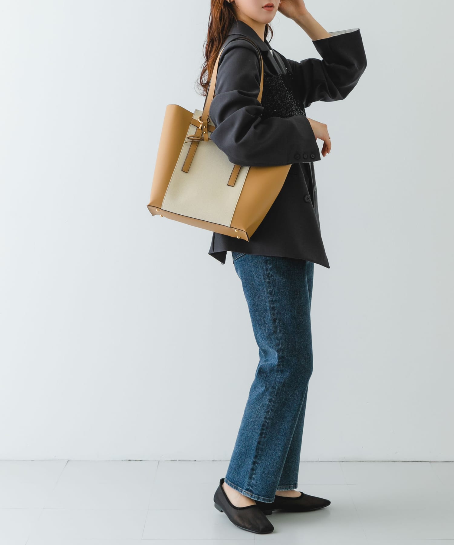 キャンバスライクチャームトートバッグ BEIGE one