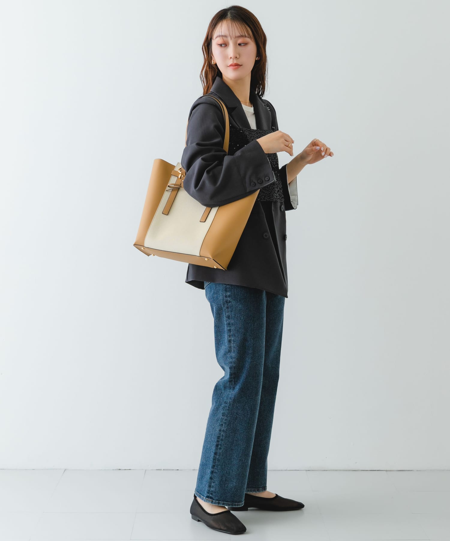 キャンバスライクチャームトートバッグ BEIGE one