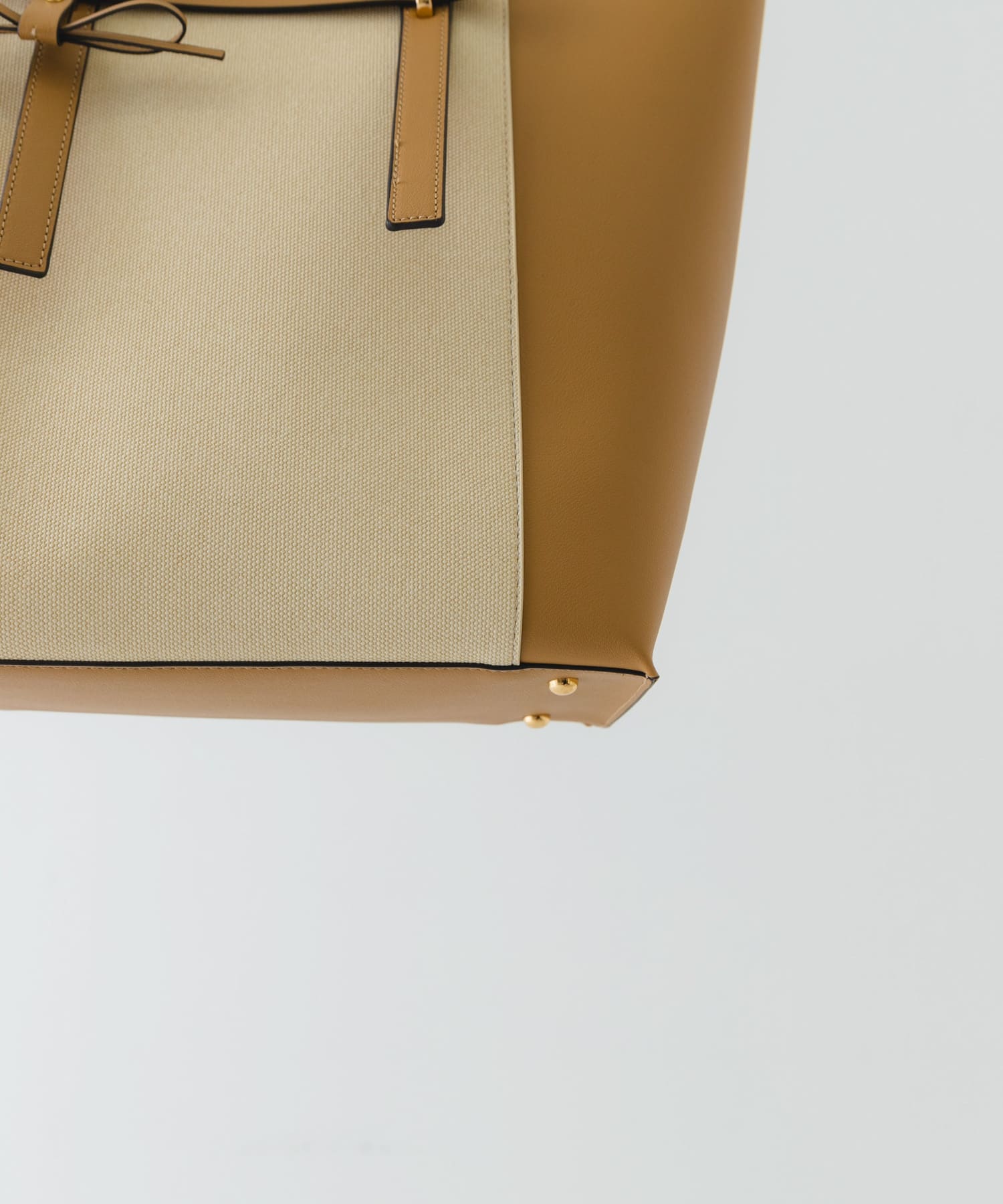 キャンバスライクチャームトートバッグ BEIGE one