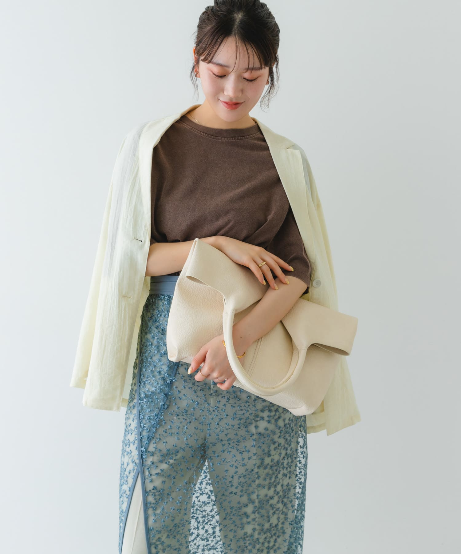 センターステッチVカットトートバッグ IVORY one