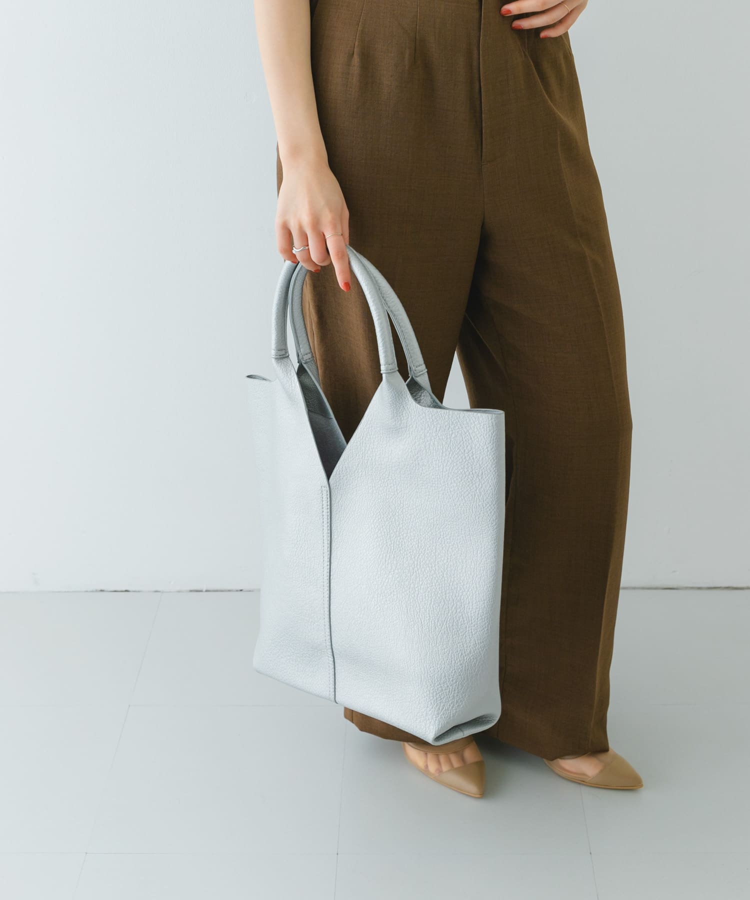 センターステッチVカットトートバッグ SILVER one