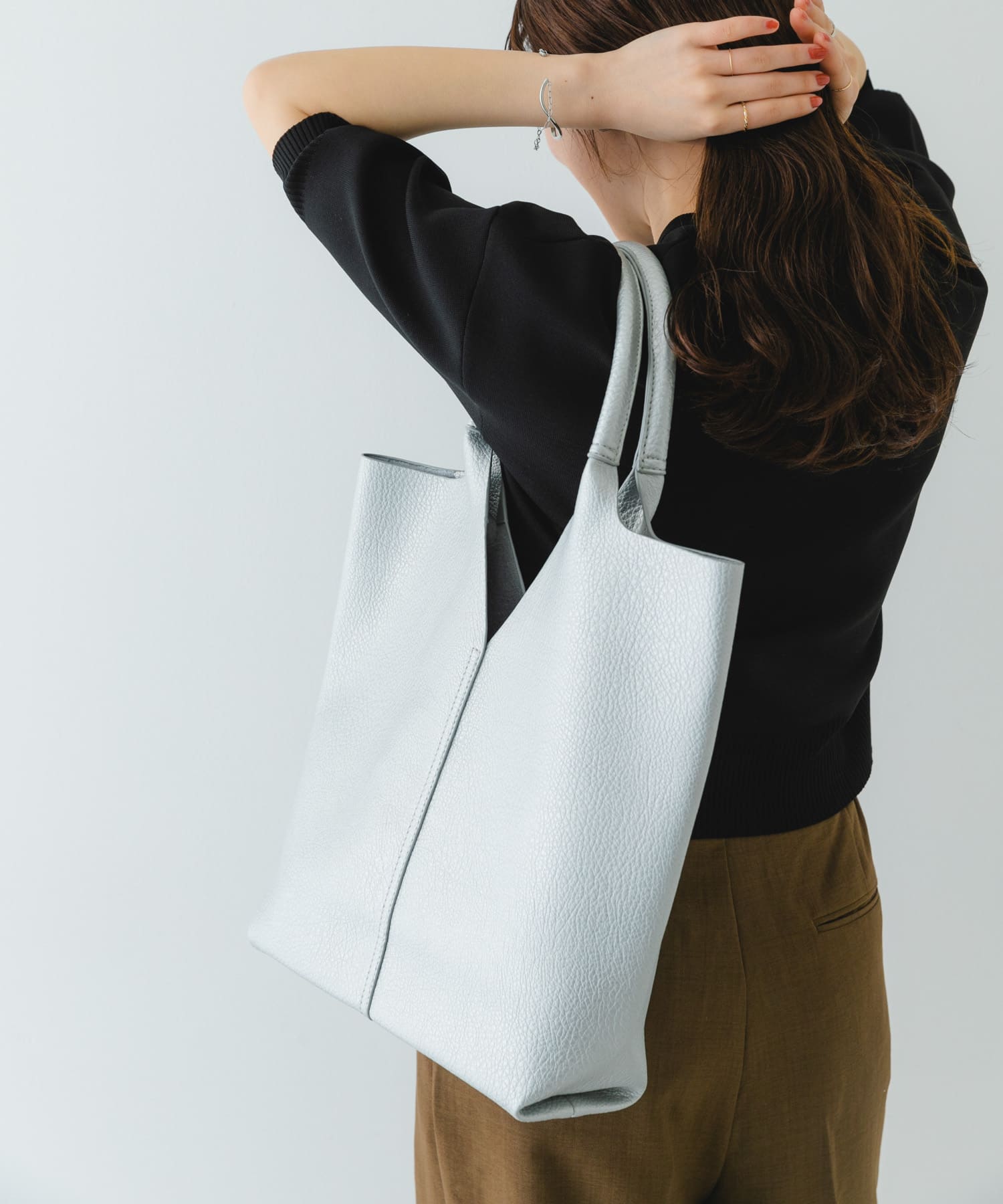 センターステッチVカットトートバッグ SILVER one