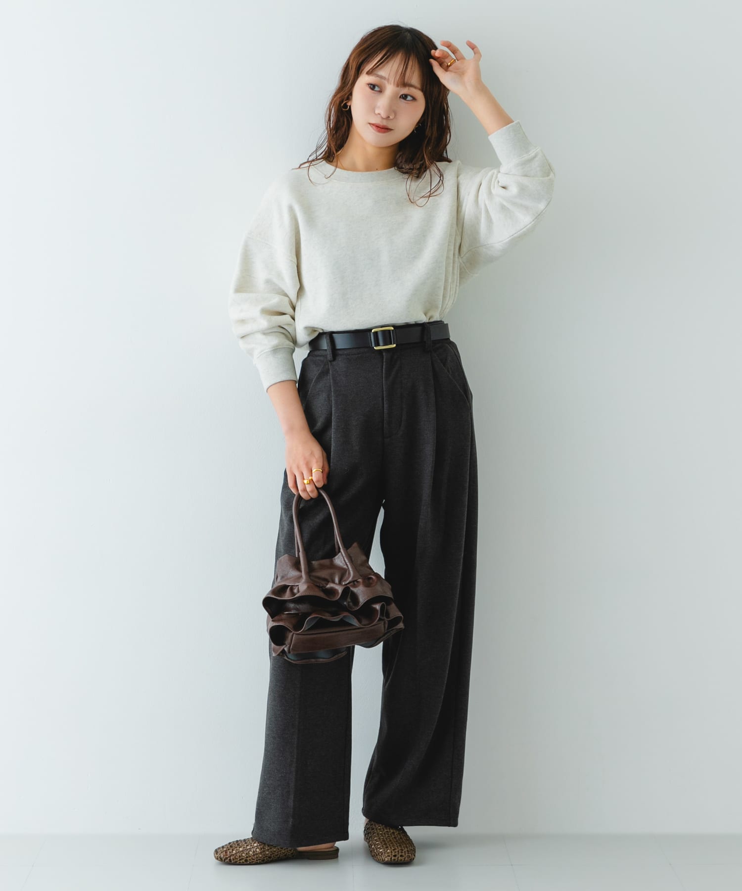 フリルショルダーハンドバッグ CHOCO One