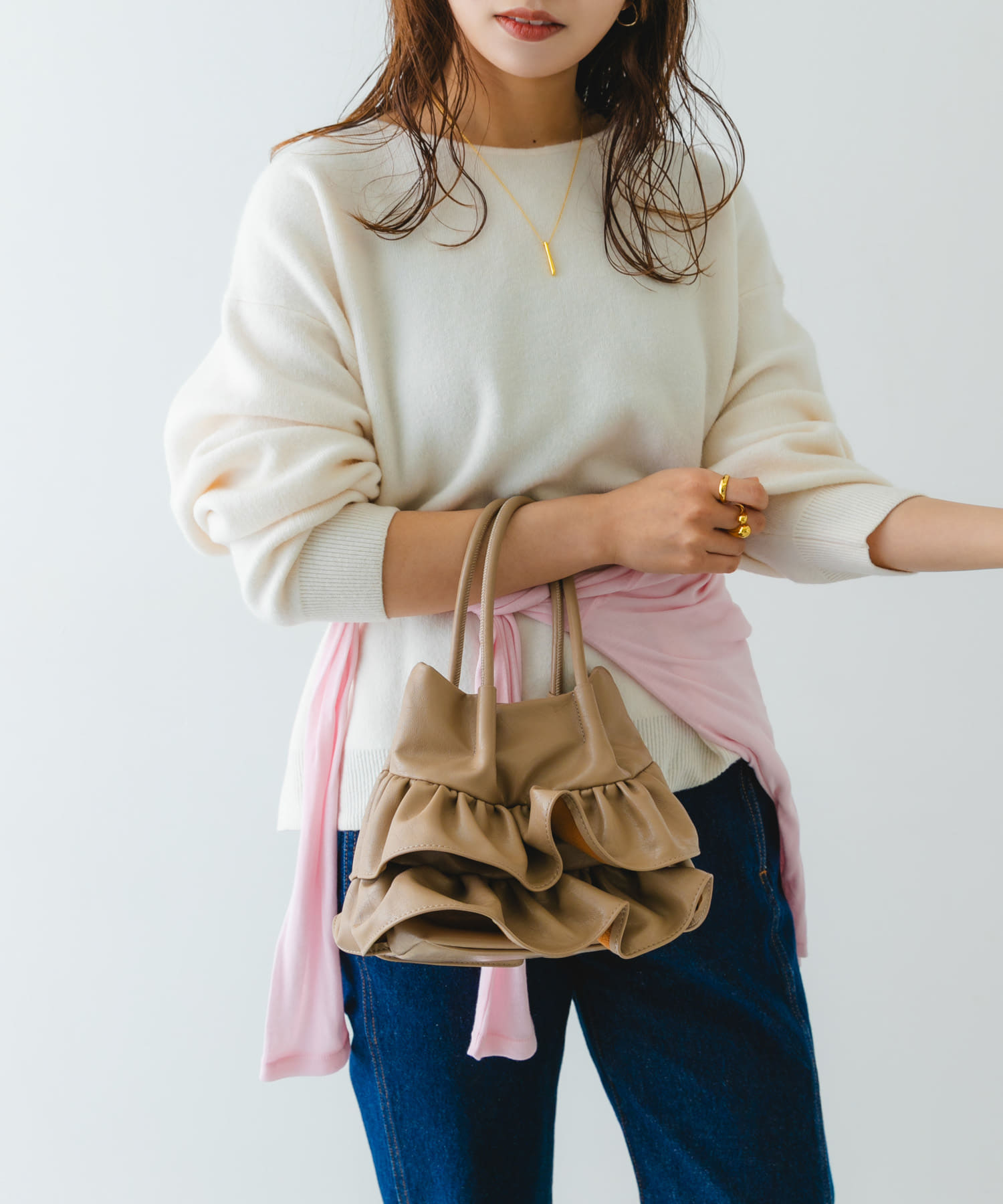 フリルショルダーハンドバッグ BEIGE One