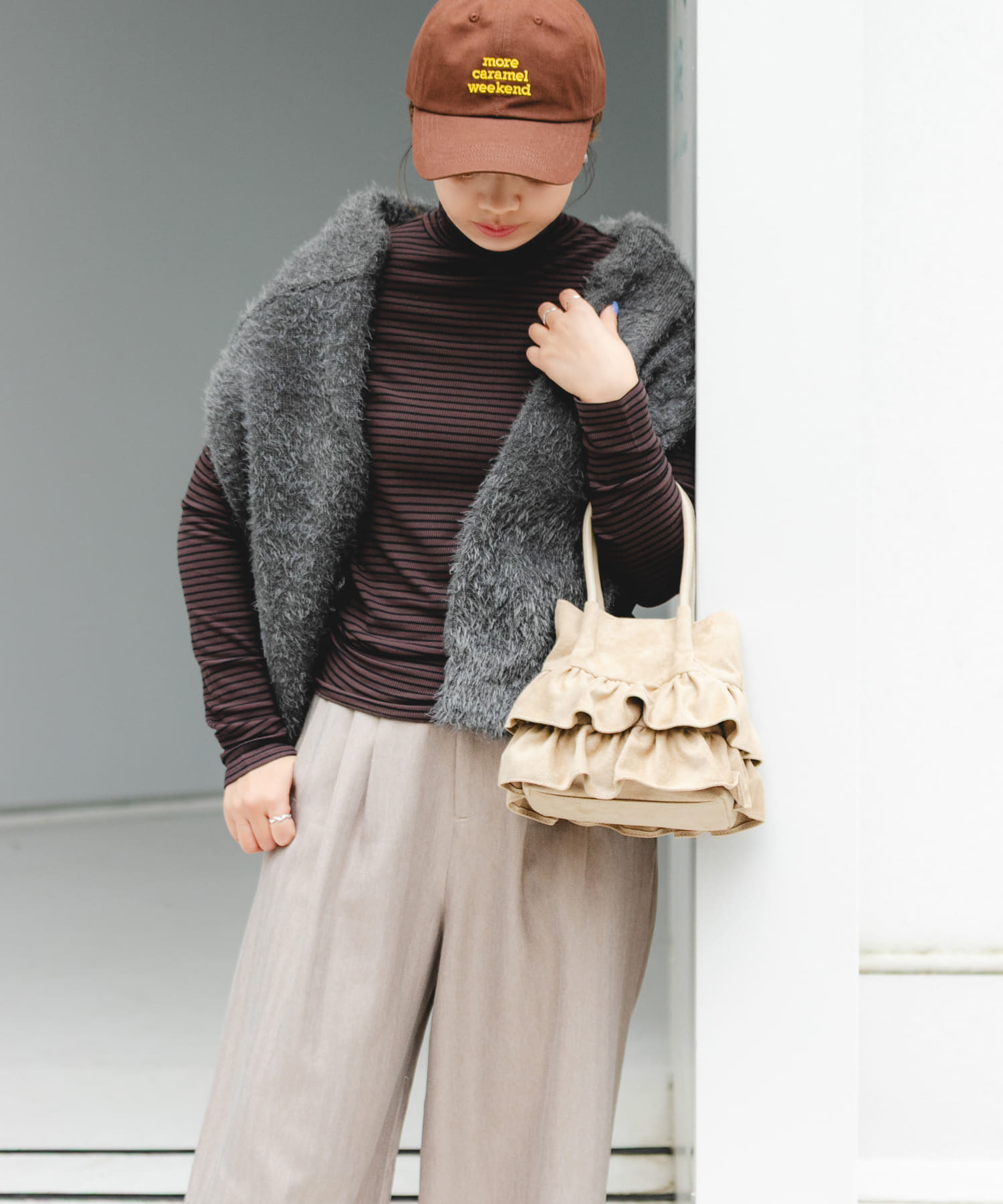 フリルショルダーハンドバッグ BEIGE/S One