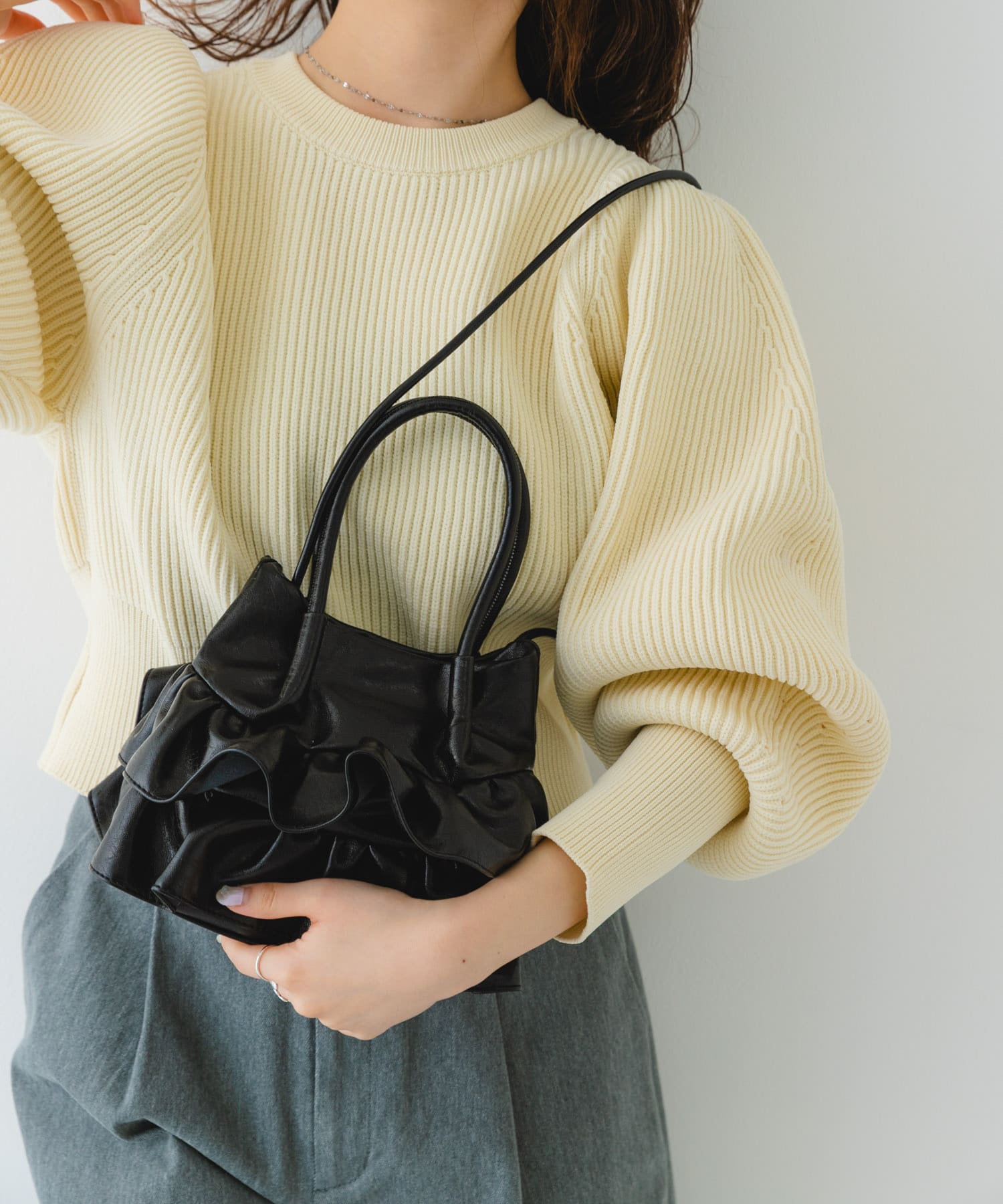 フリルショルダーハンドバッグ BLACK one