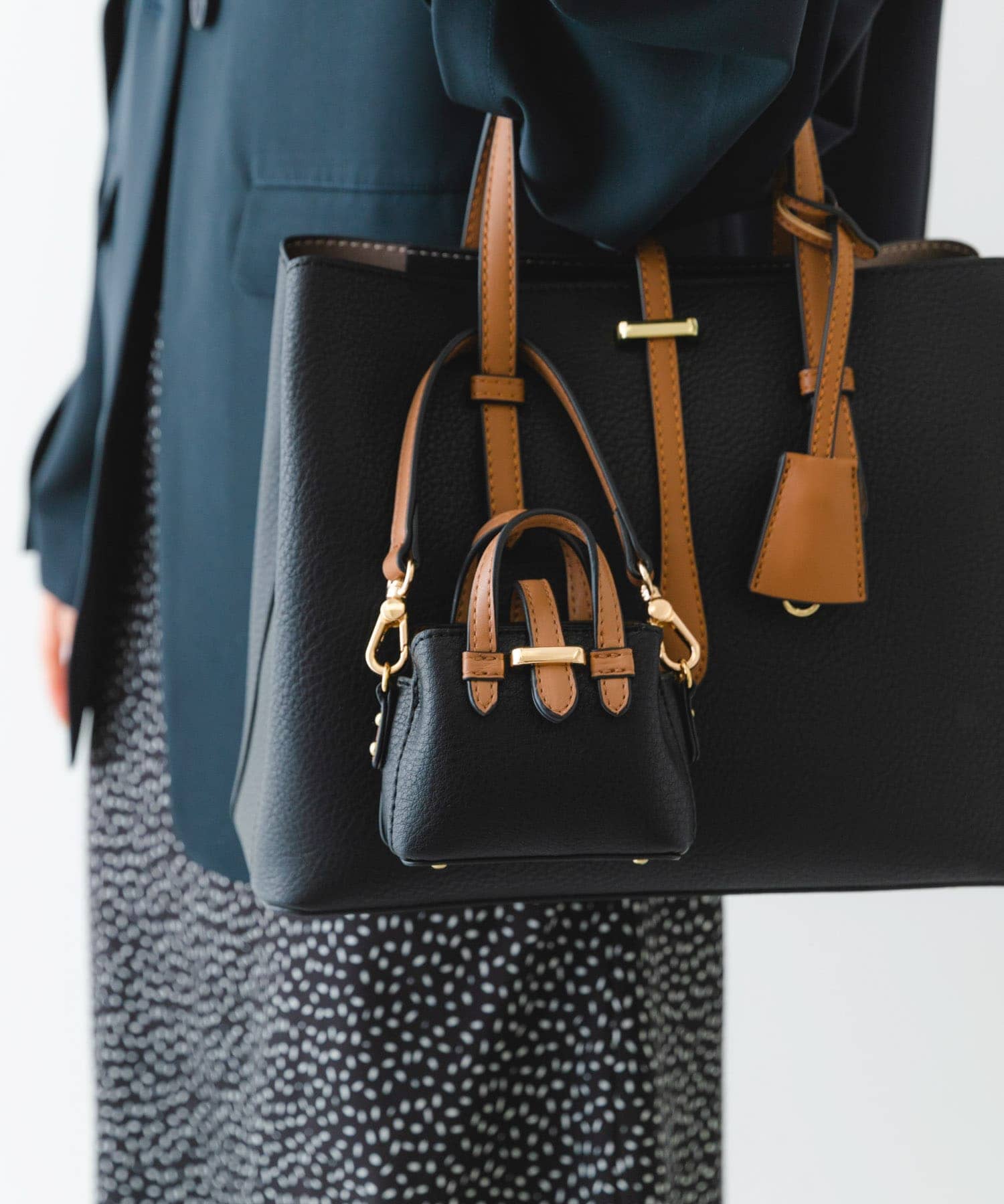チェーンショルダーナノバッグ BLACK one