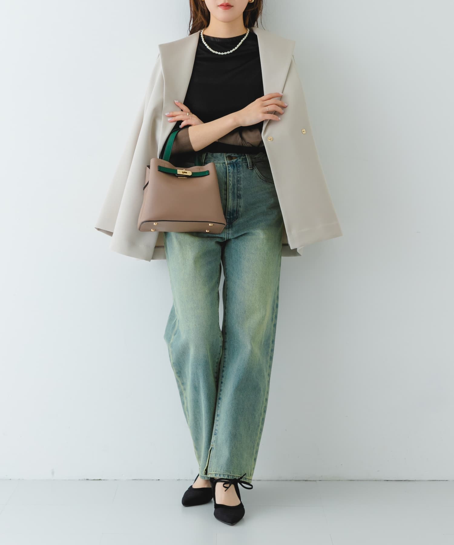 TAUPE