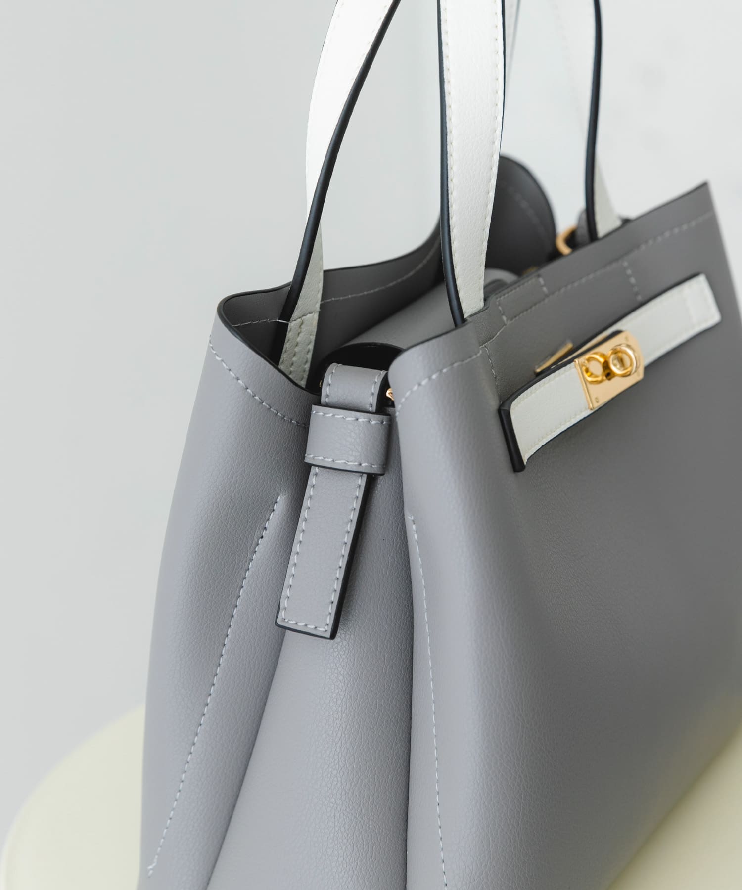 バイカラーベルトハンドバッグ GRAY one