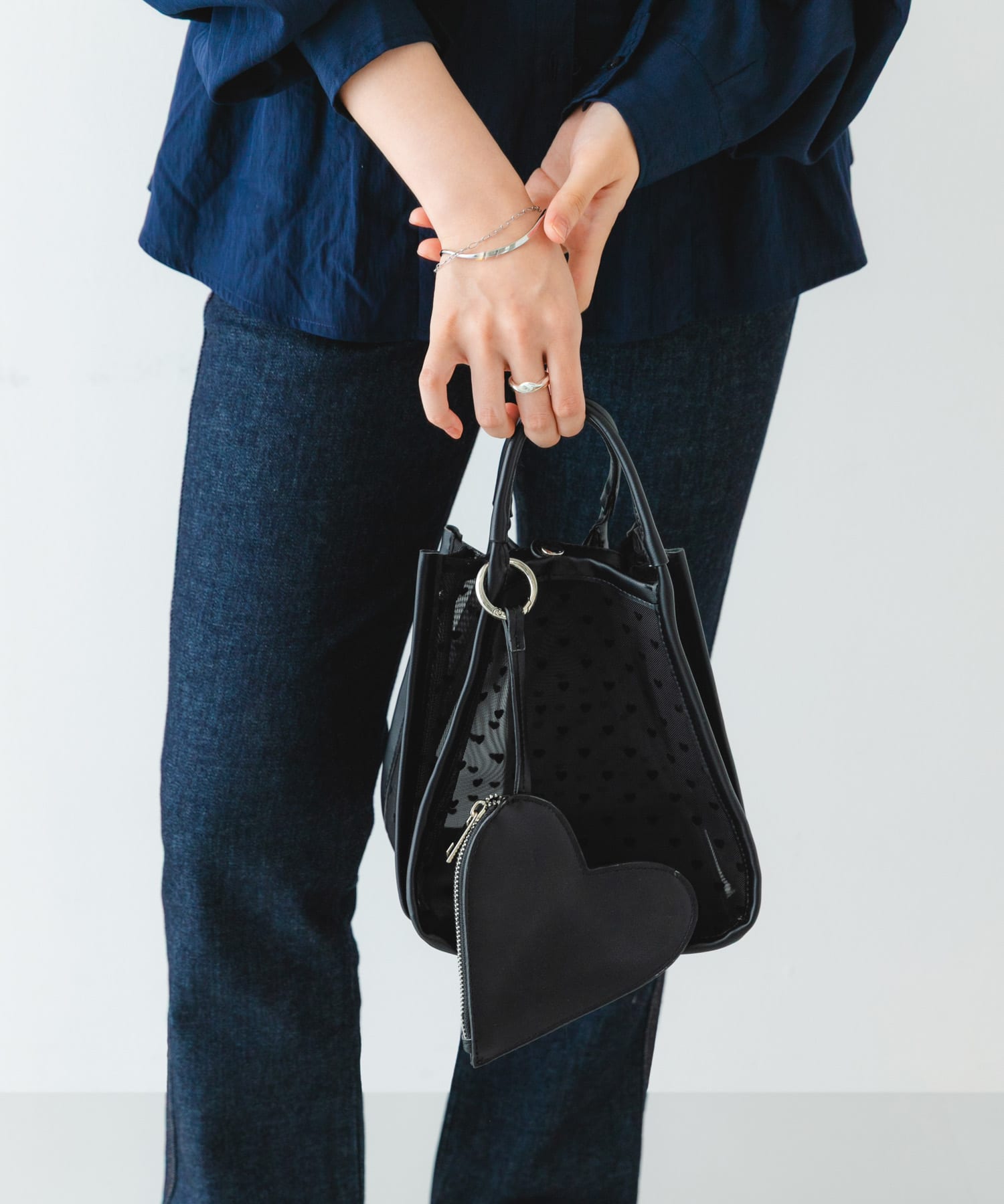 ハートシアーハンドバッグ BLACK one