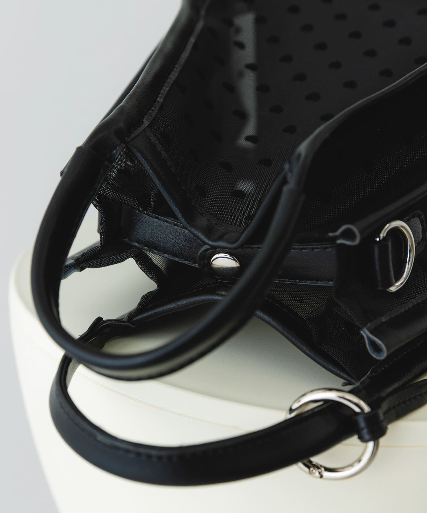 ハートシアーハンドバッグ BLACK one