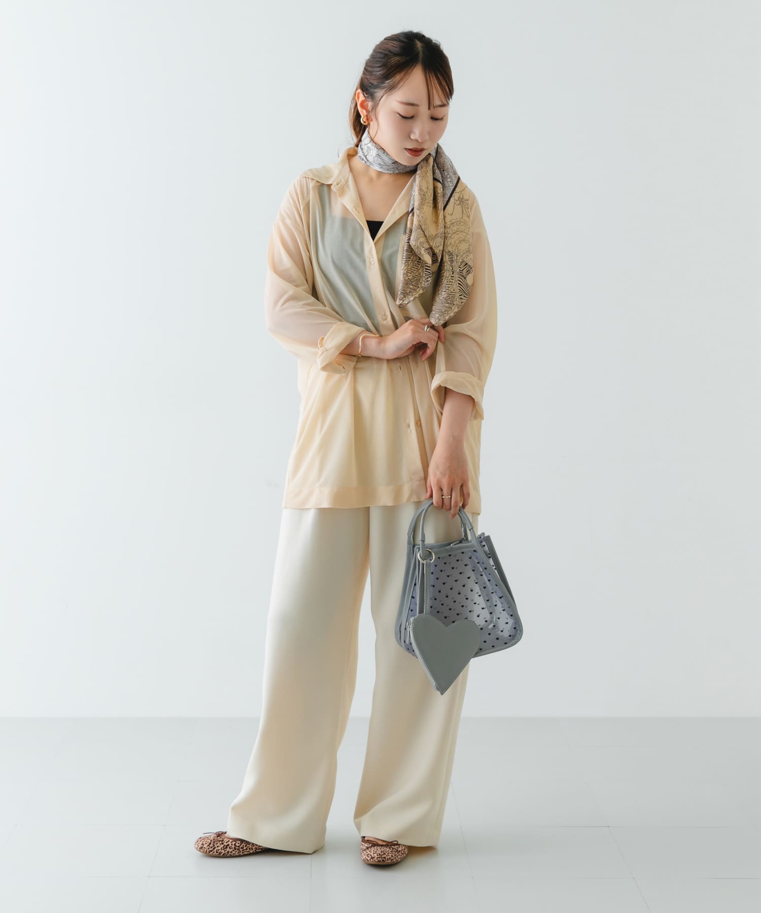 ハートシアーハンドバッグ GRAY one