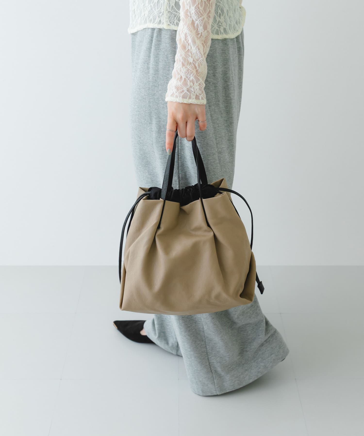 ウォッシャブルショルダーバッグ『Msize』 BEIGE one