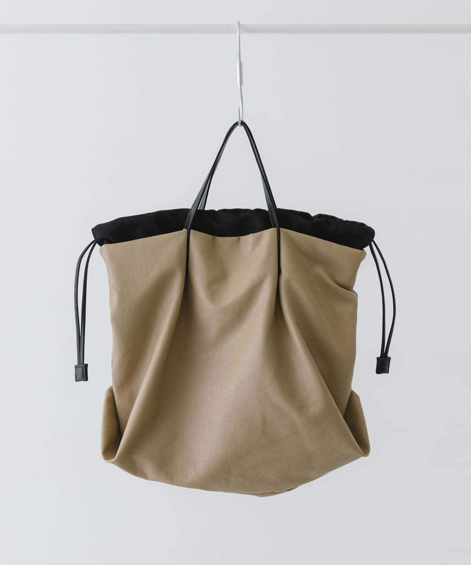 Mサイズ』ウォッシャブルショルダーバッグ(one BEIGE): バッグ｜URBAN